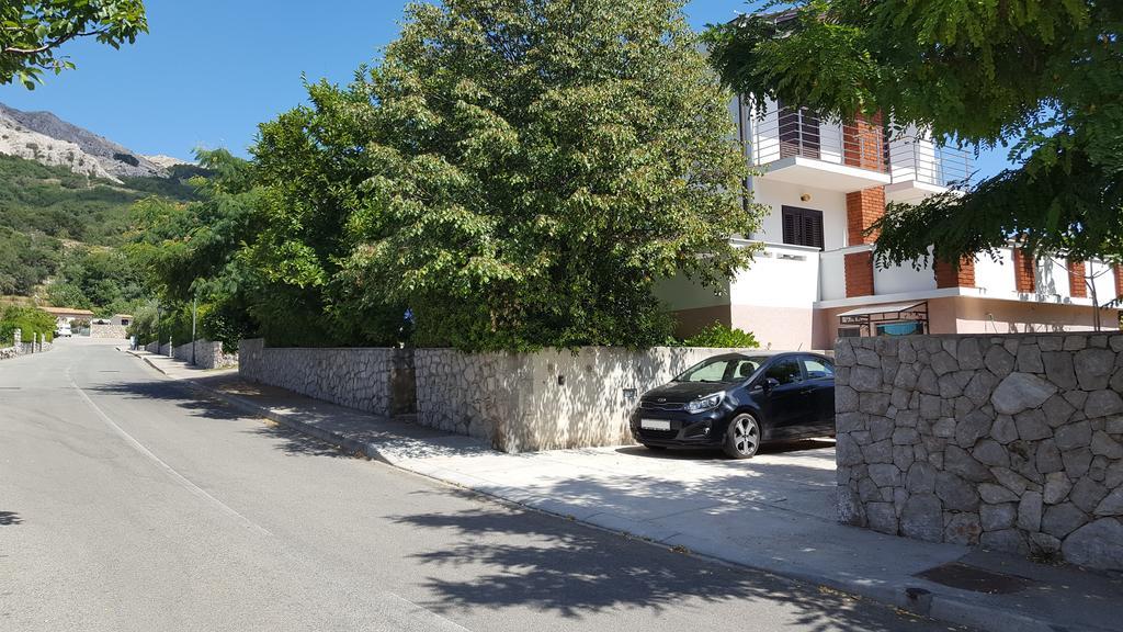 Apartments Jurandvor Baška Exterior foto