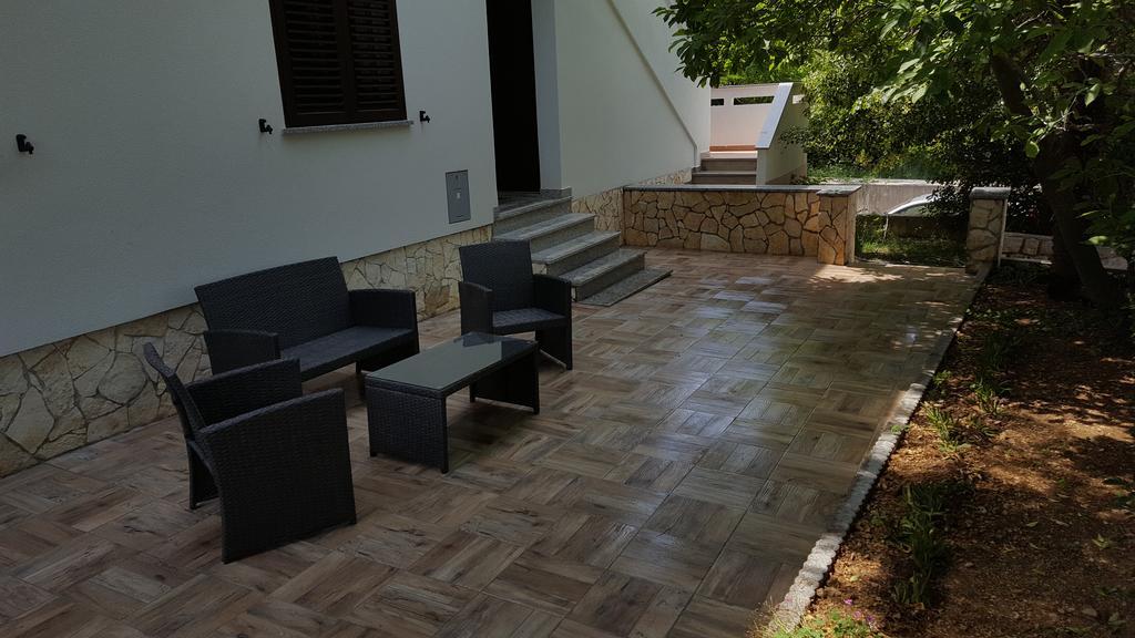 Apartments Jurandvor Baška Exterior foto